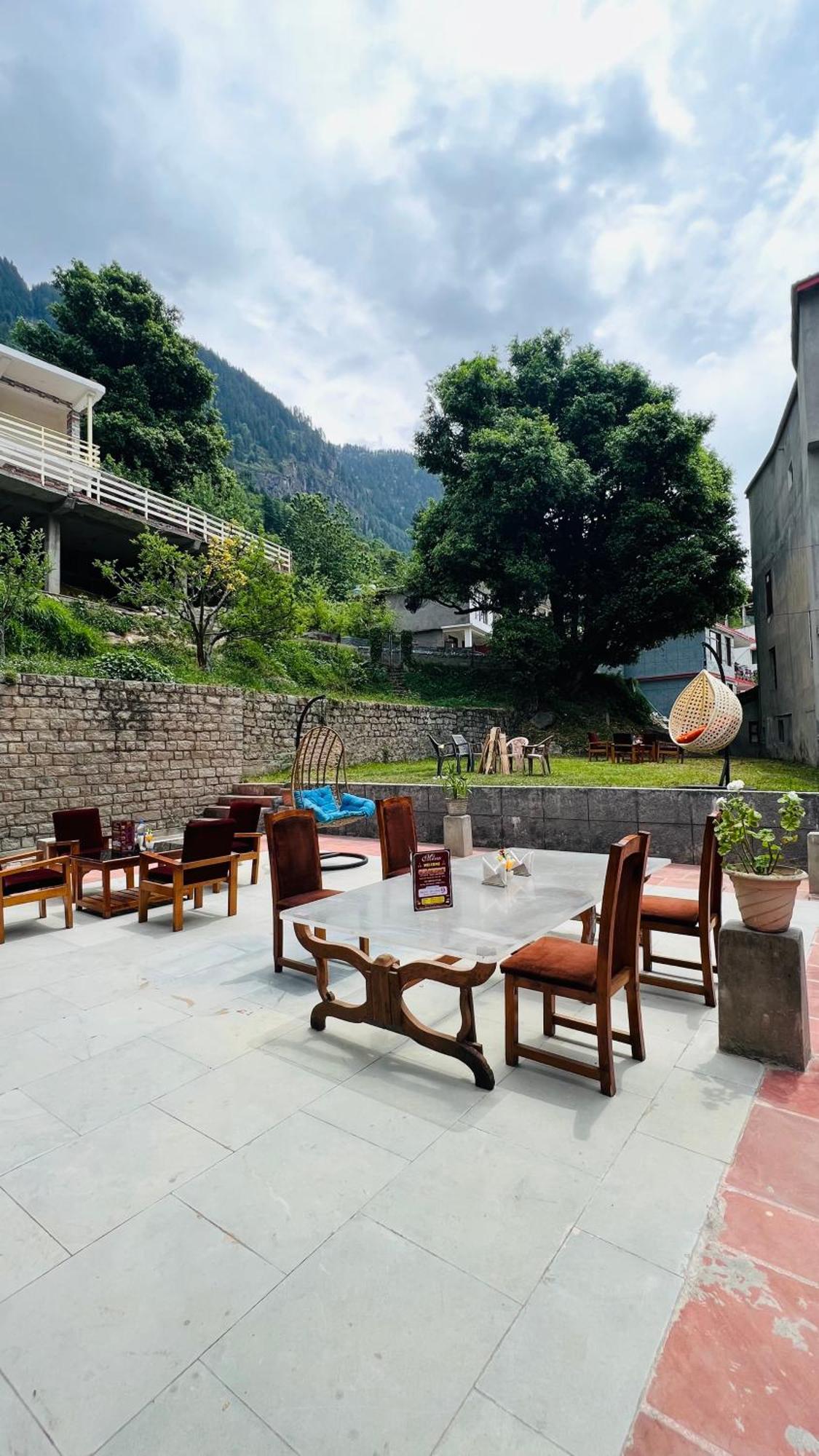 Sita Hotel & Cottage, Manali - A Boutique Wellness Hotel Manāli Exterior foto